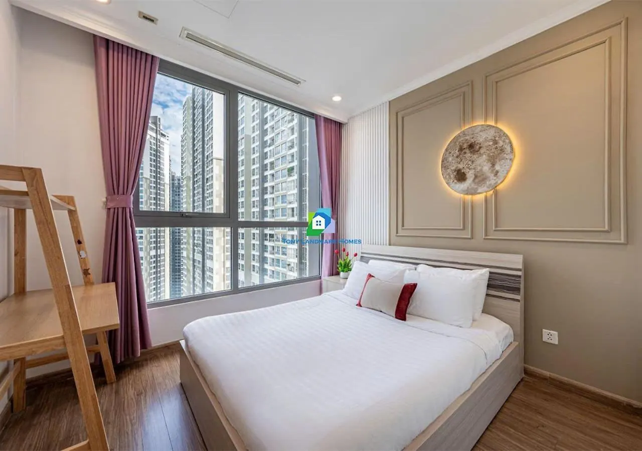 Urban Escape In Central Park مدينة هوشي منه فيتنام